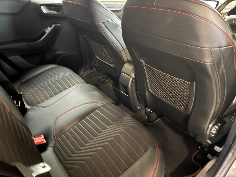 2023 Ford Puma - image 5