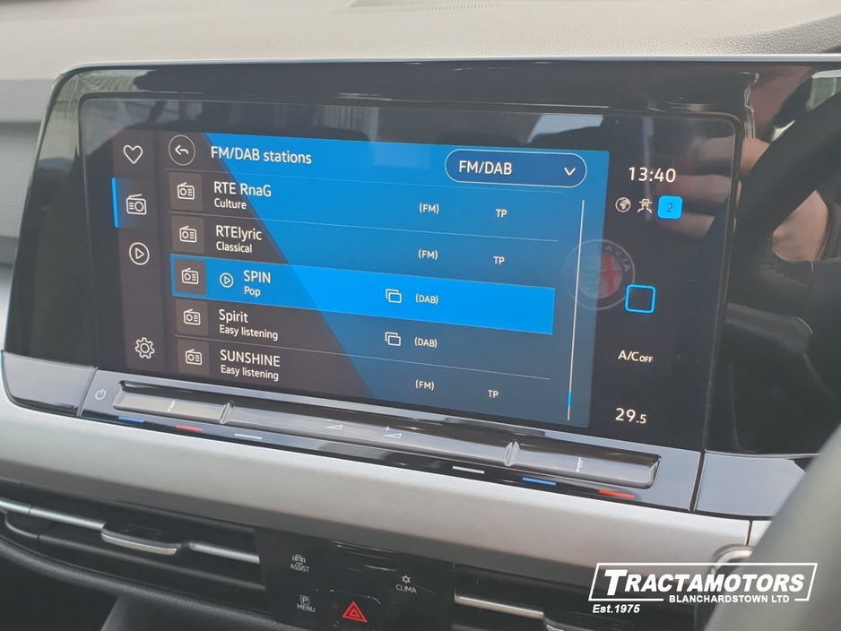 2024 Volkswagen Golf - image 16