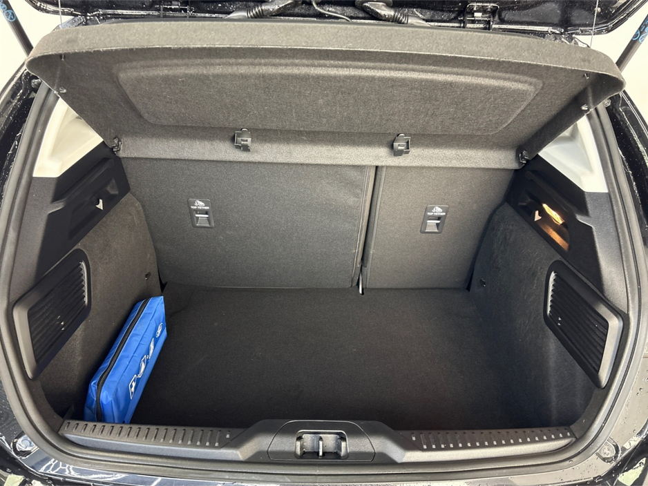 2023 Ford Focus TITANIUM 1.0T**MULTIFUNCTIONAL STEERING WHEEL**TOUCH SCREEN MEDIA DISPLAY**APPLE CARPLAY**BLACK CLOTH INTERIOR**SATNAV**KEYLESS START**BLACK CLOTH INTERIOR**FINANCE AVAILABLE** €23,495