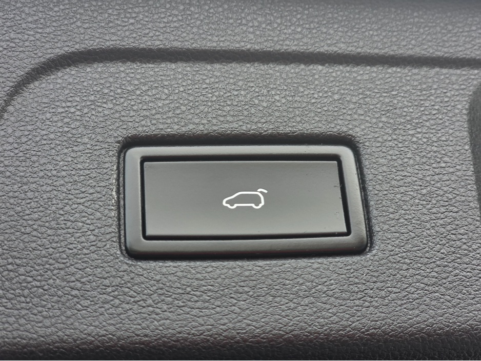 2018 Volkswagen Touran - image 15