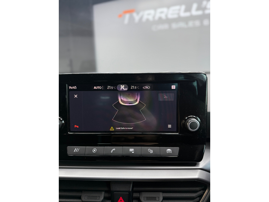 2021 SEAT Leon 1.5 TSI 150HP FR 5DR €22,950