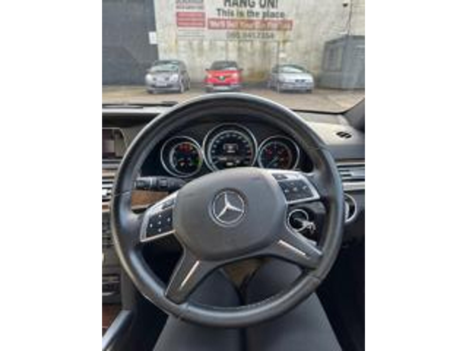 2014 Mercedes-Benz E Class - image 5