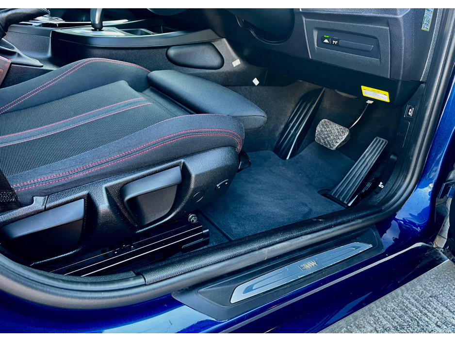 2016 BMW 1 Series - image 15