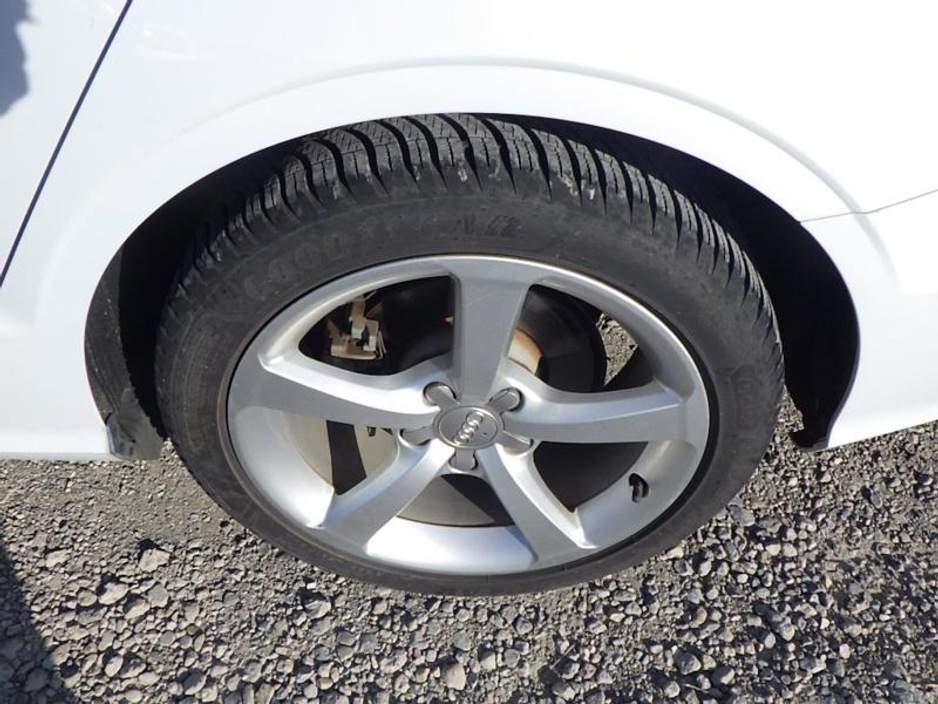 2014 Audi A3 - image 3