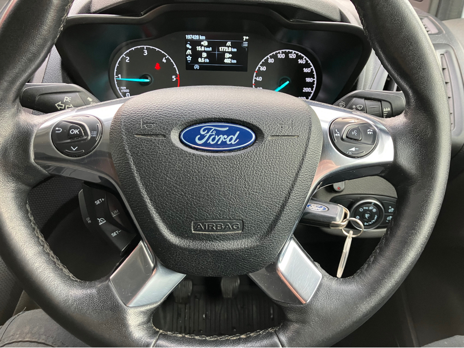 2020 Ford Transit Connect - image 13