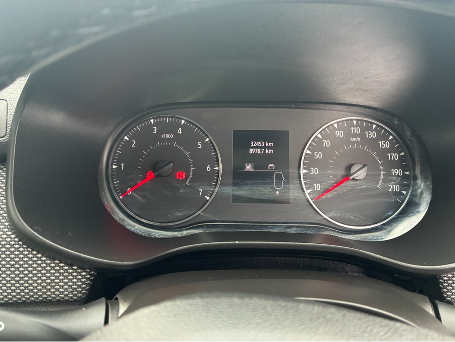 2022 Dacia Sandero - image 12