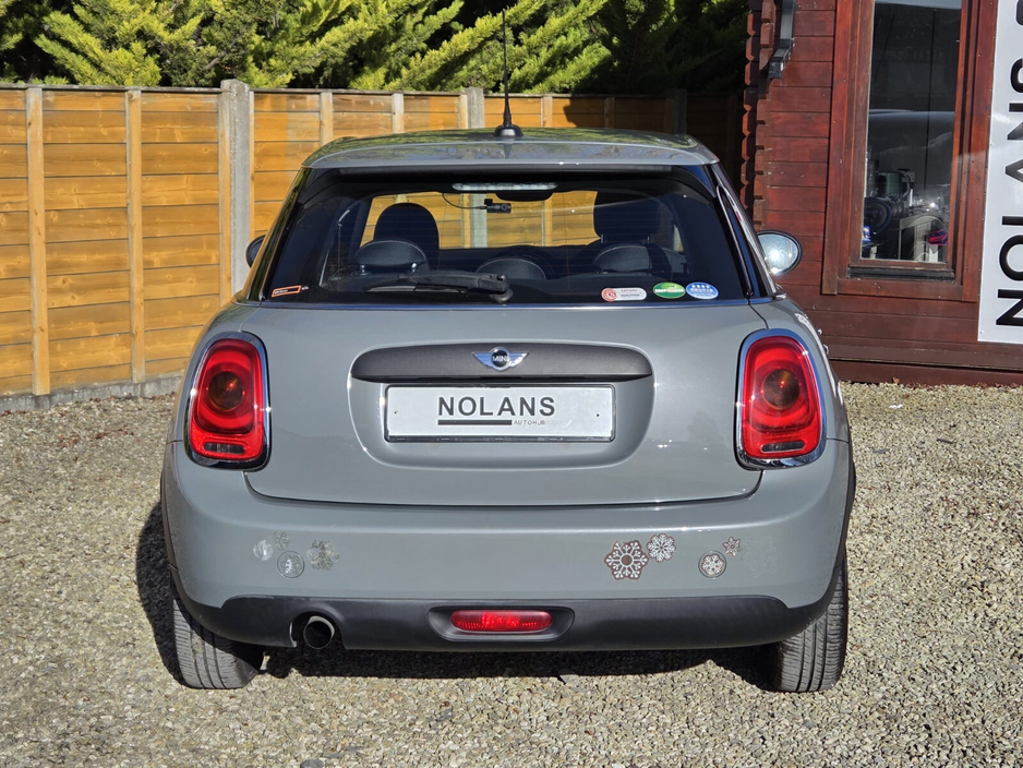 2016 MINI Hatch - image 13