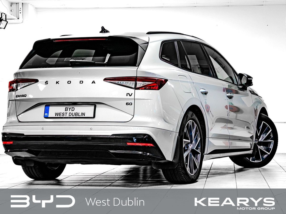 2022 Skoda Enyaq - image 5