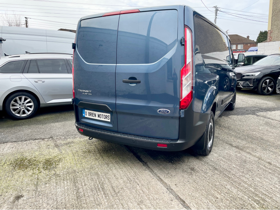2023 Ford Transit Custom - image 20
