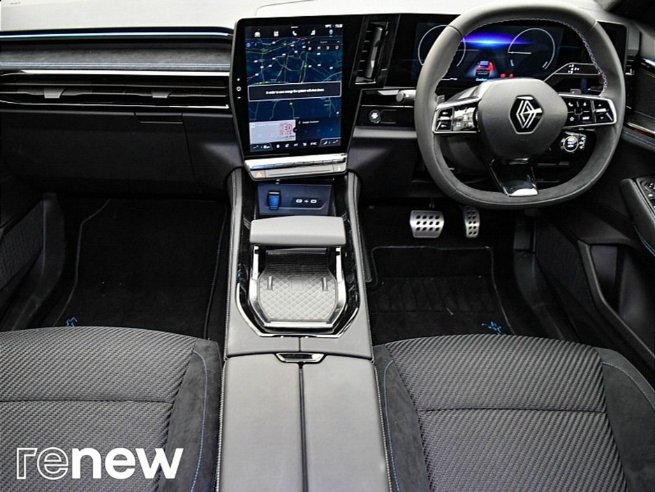 2024 Renault Austral - image 2