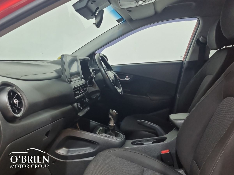 2022 Hyundai Kona - image 5