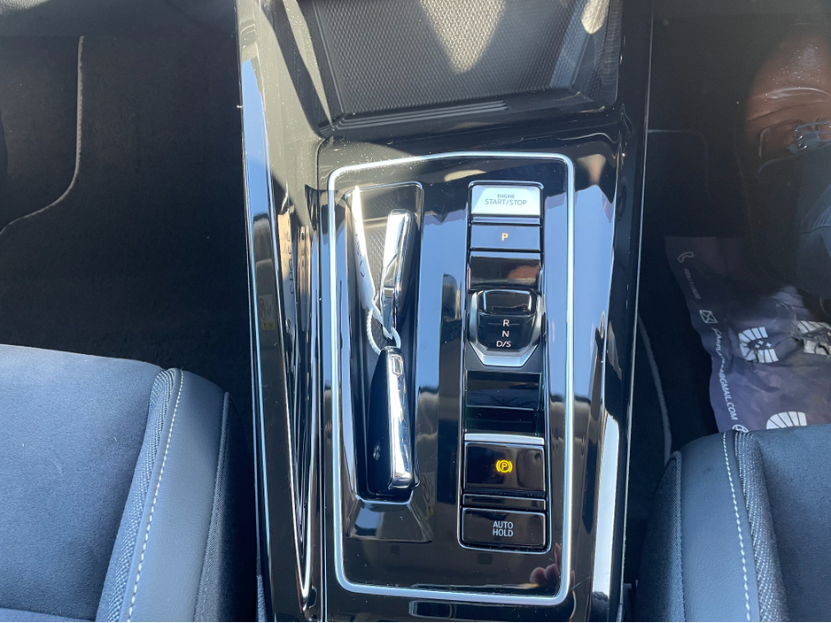 2025 Volkswagen Golf - image 19