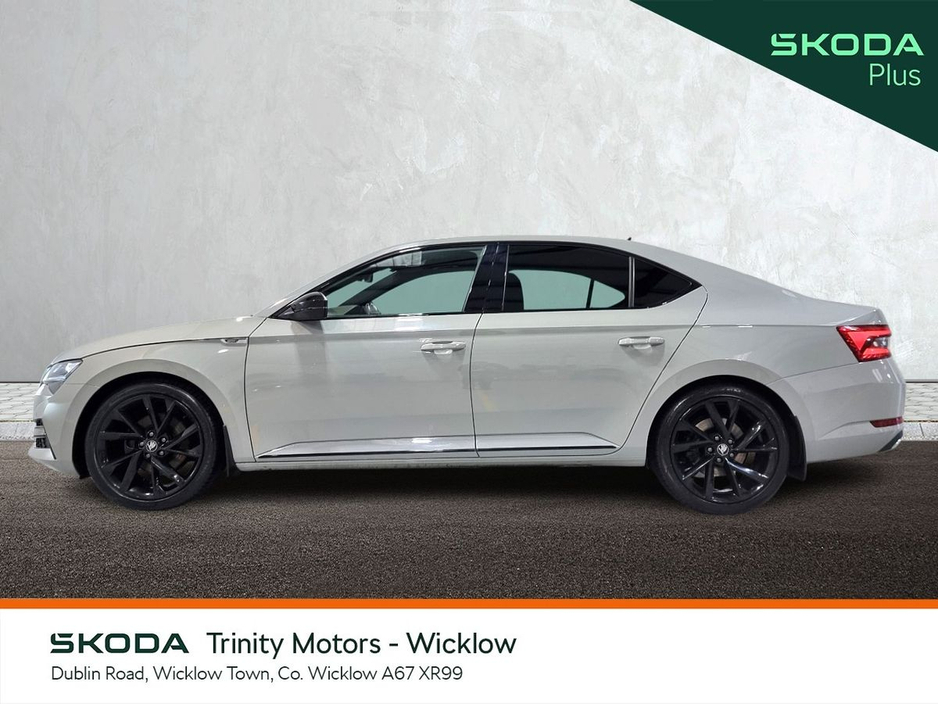 2023 Skoda Superb - image 6