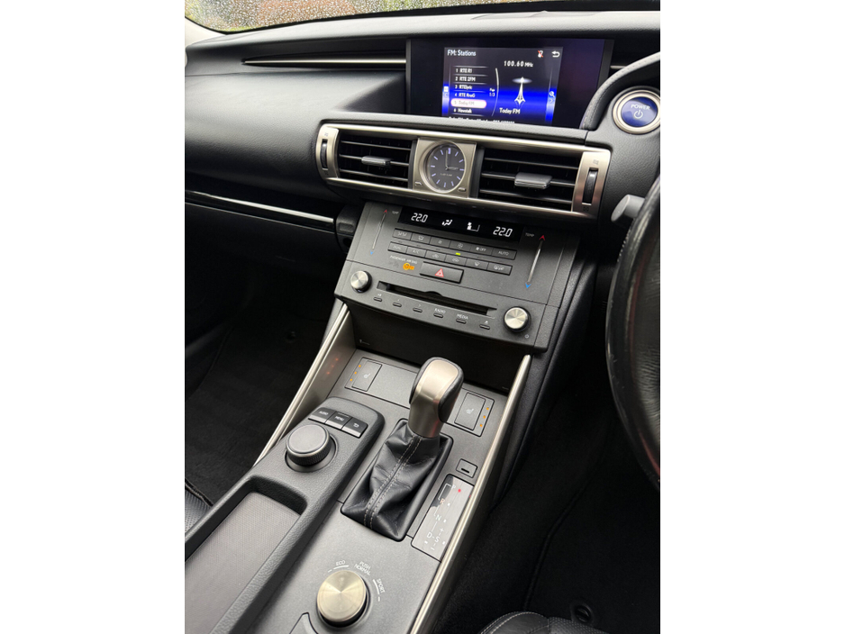 2015 Lexus IS 300 h 300h Executive €15,900