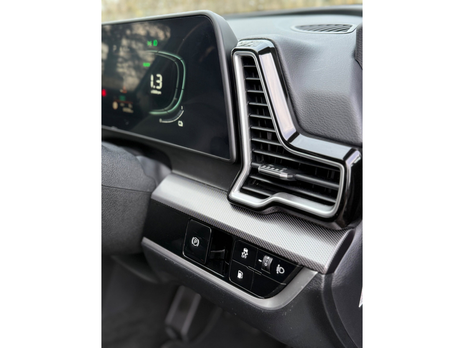 2022 Kia Sportage - image 30