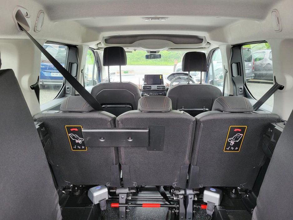 2023 Peugeot Rifter HORIZON 7 SEAT AUTO TAXI €54,995