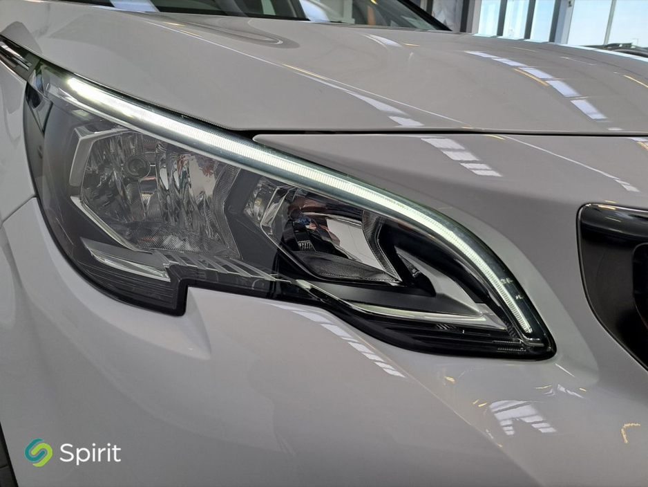 2018 Peugeot 3008 - image 21