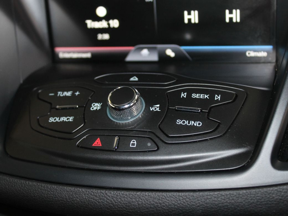 2016 Ford Kuga - image 19