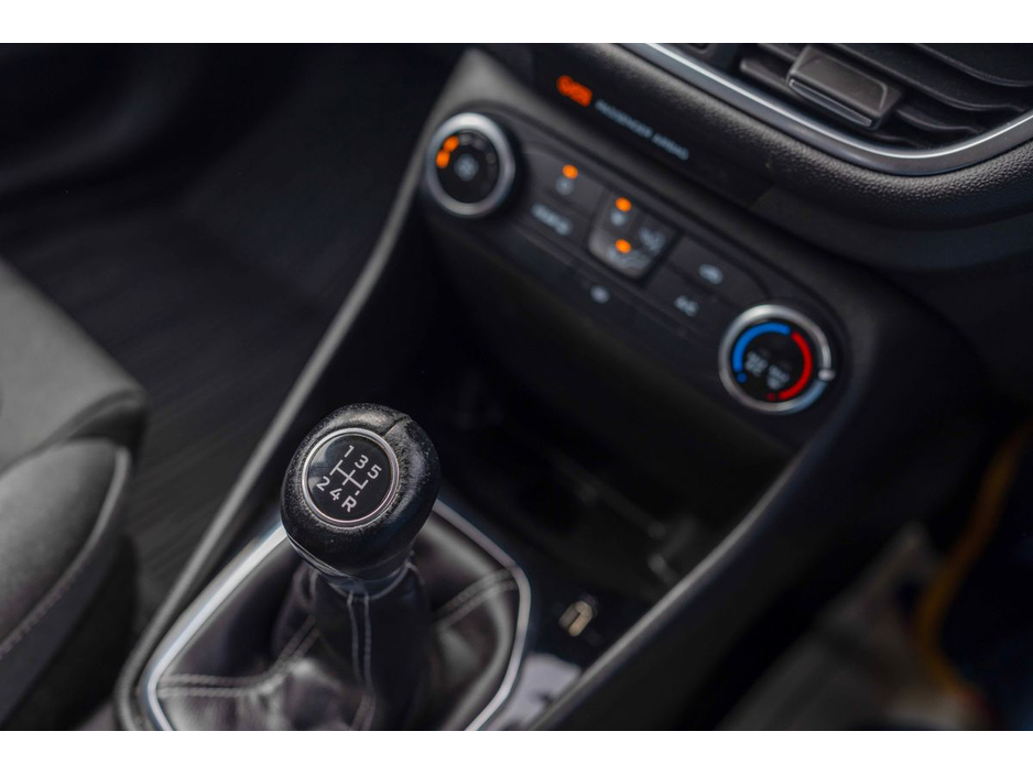 2018 Ford Fiesta - image 21