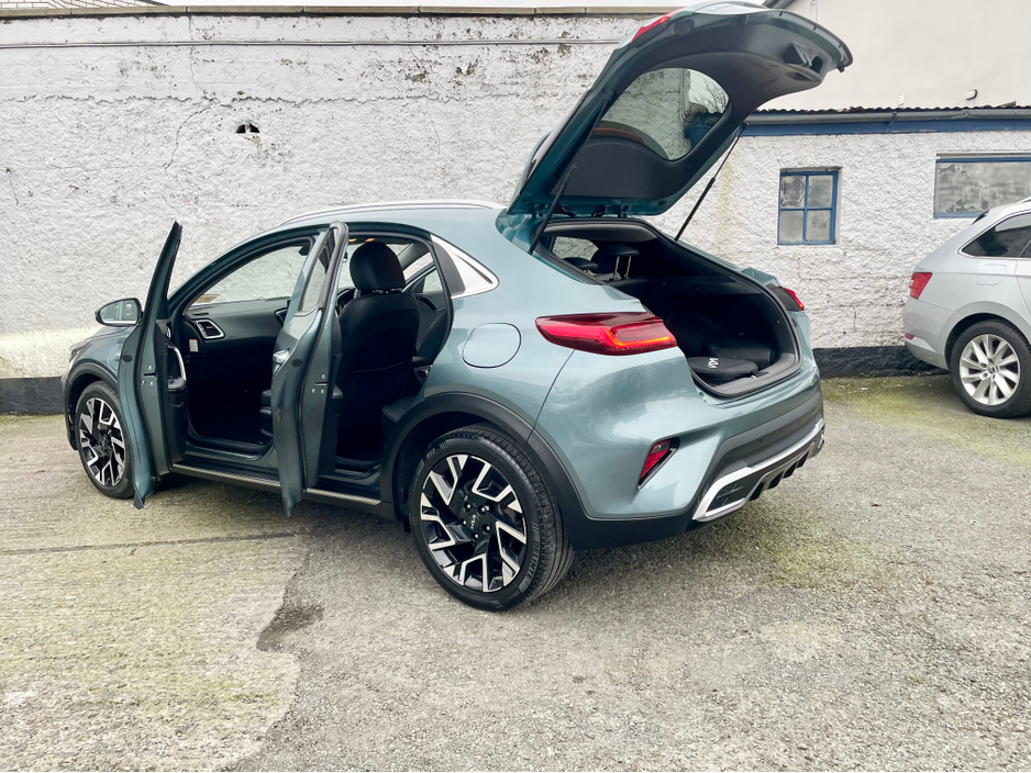 2023 Kia XCeed - image 26