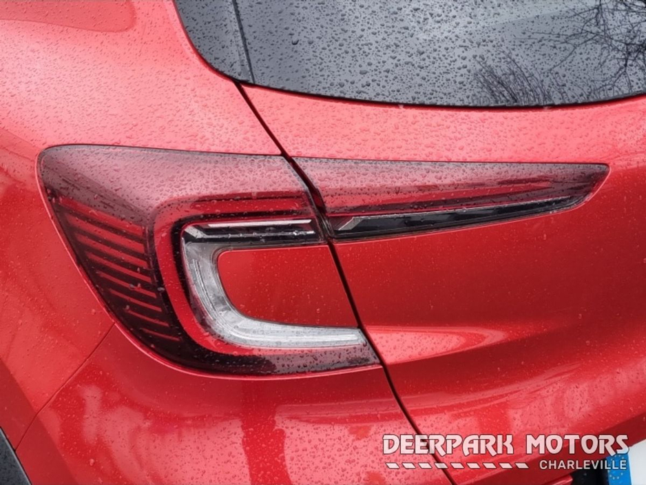 2023 Renault Captur TCe 90 Rive Gauche €24,950