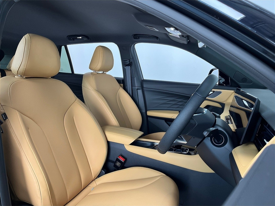 2025 MG HS - image 28