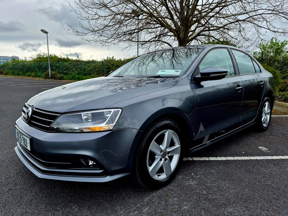 2015 Volkswagen Jetta - image 10