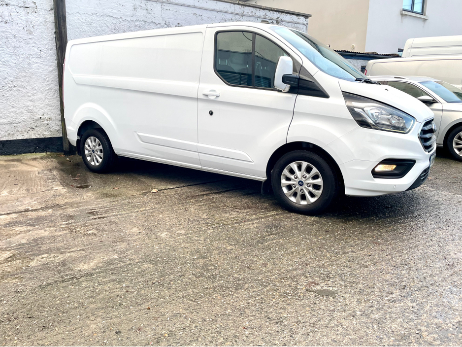 2022 Ford Transit Custom 300L2 LIMITED EDITION 2.0 TDCI 130BHP M6 LWB €18,000