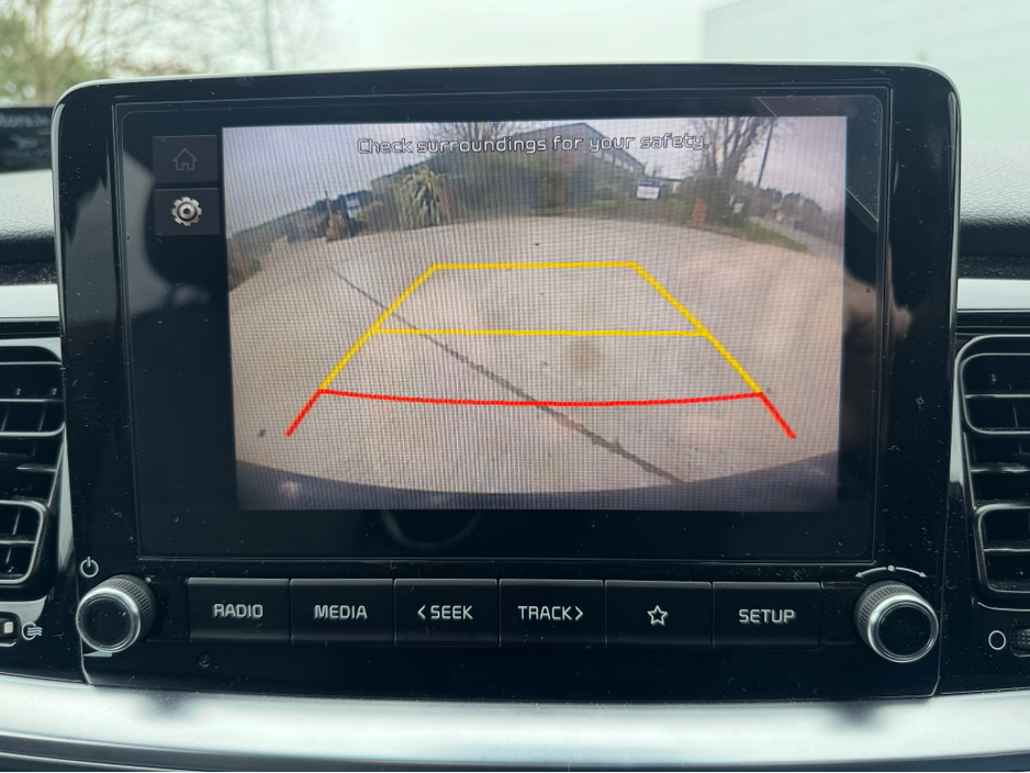 2024 Kia Stonic - image 11