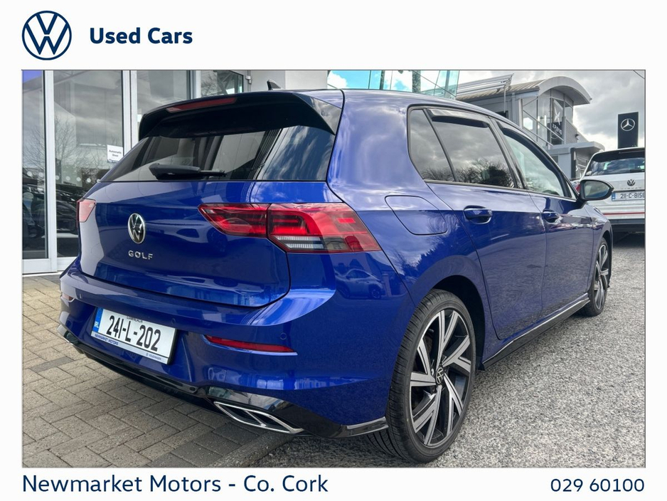 2024 Volkswagen Golf - image 11