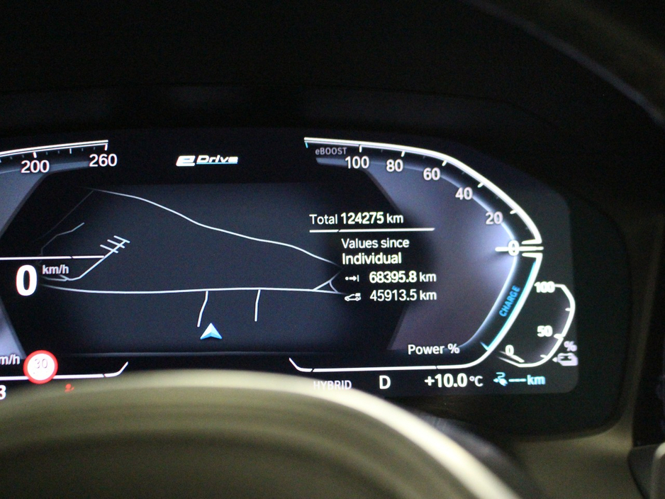 2019 BMW 3 Series - image 31