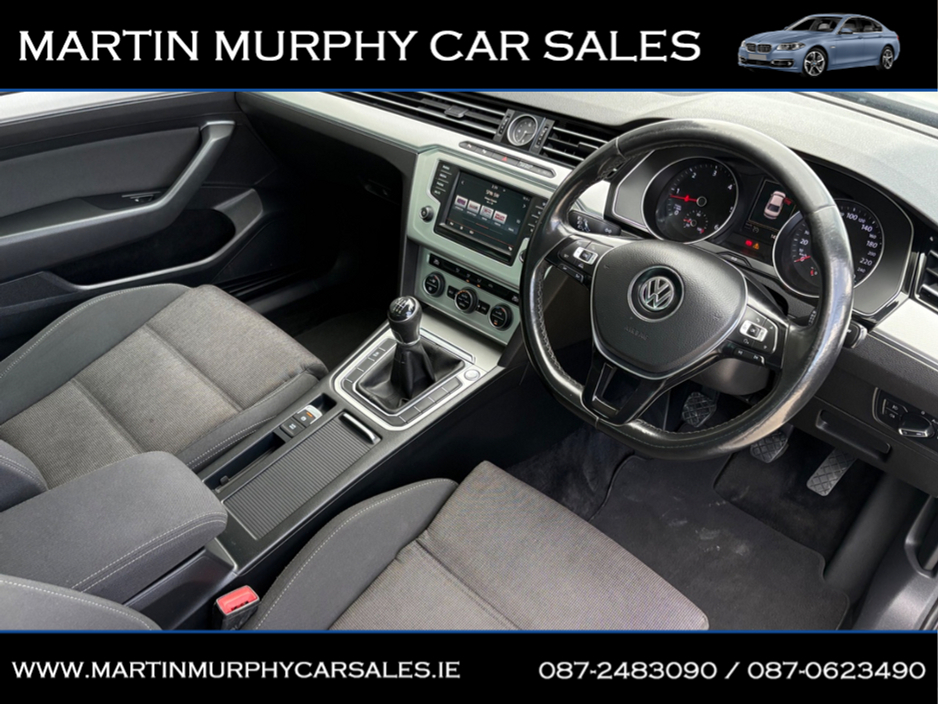 2017 Volkswagen Passat - image 10