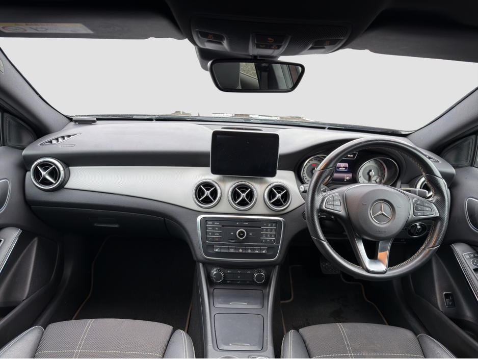 2016 Mercedes-Benz GLA Class - image 13