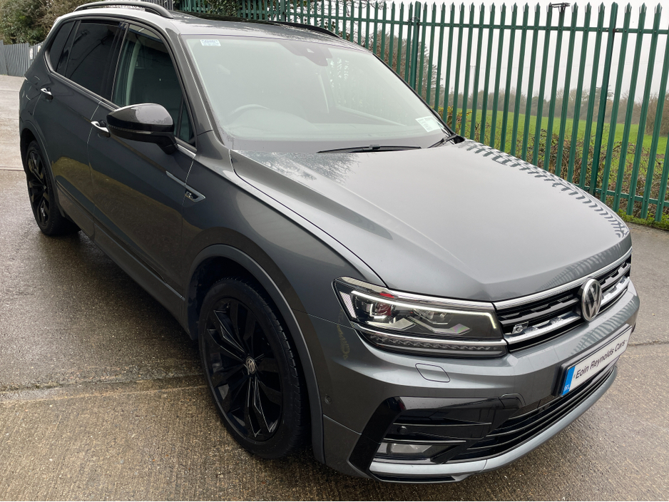 2021 Volkswagen Tiguan - image 2