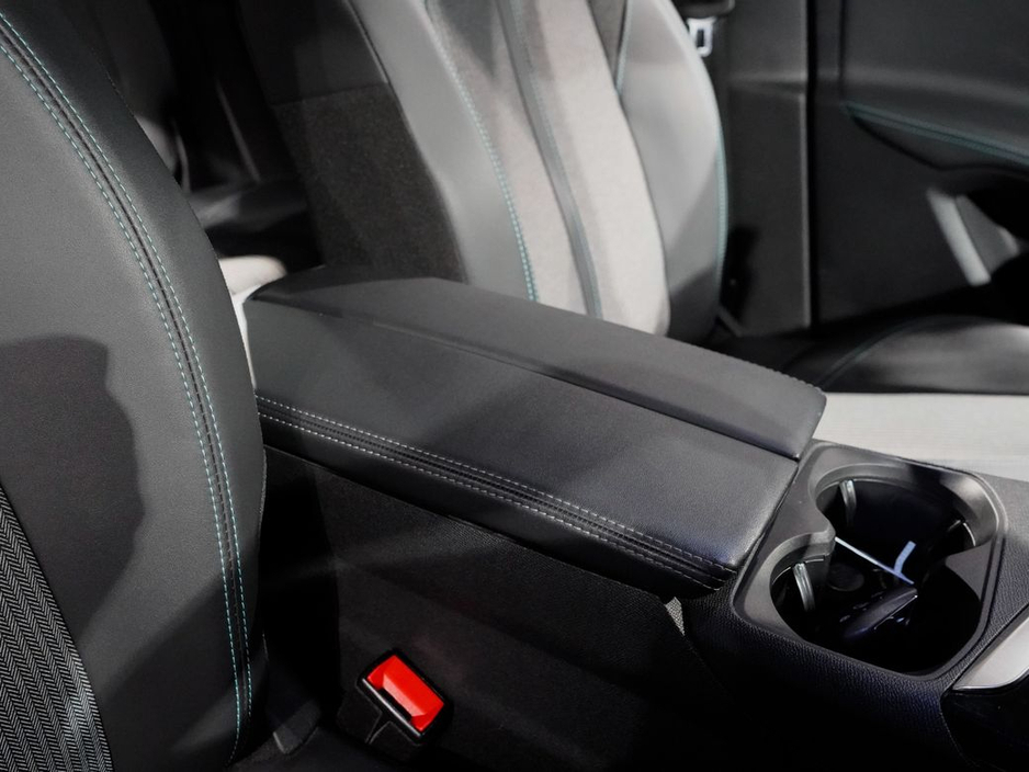 2022 Peugeot 3008 - image 13