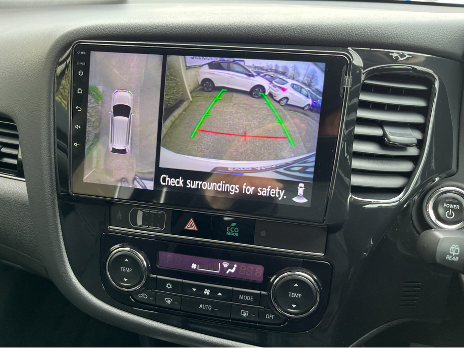 2018 Mitsubishi Outlander - image 20