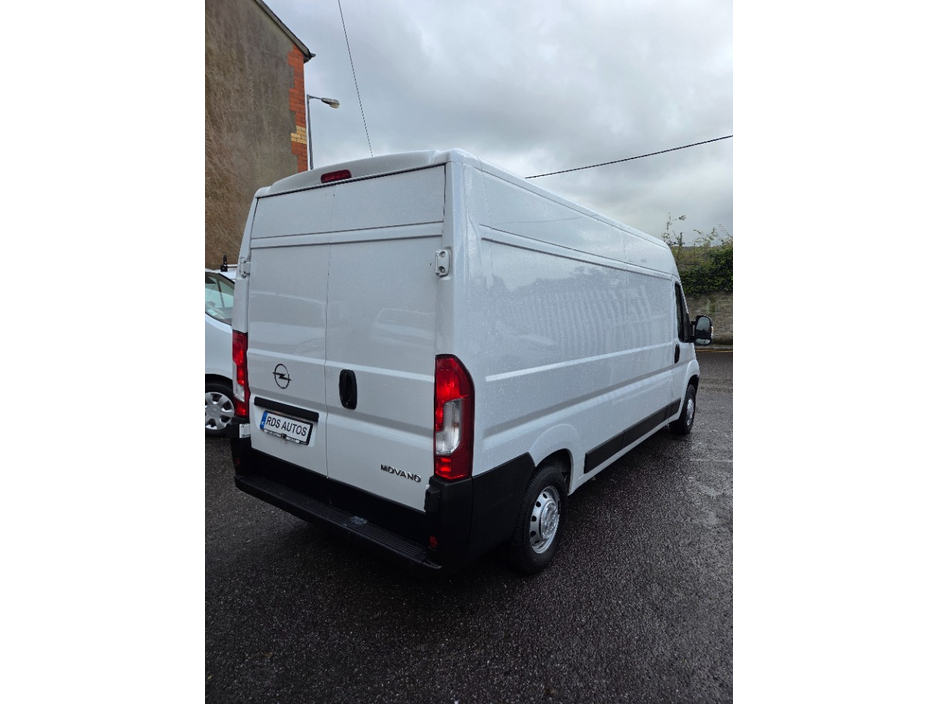 2023 Opel Movano - image 6