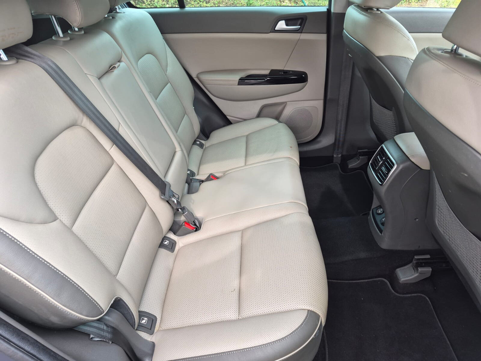 2017 Kia Sportage - image 14