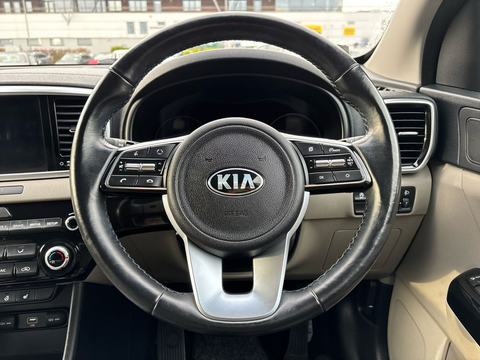 2021 Kia Sportage - image 14