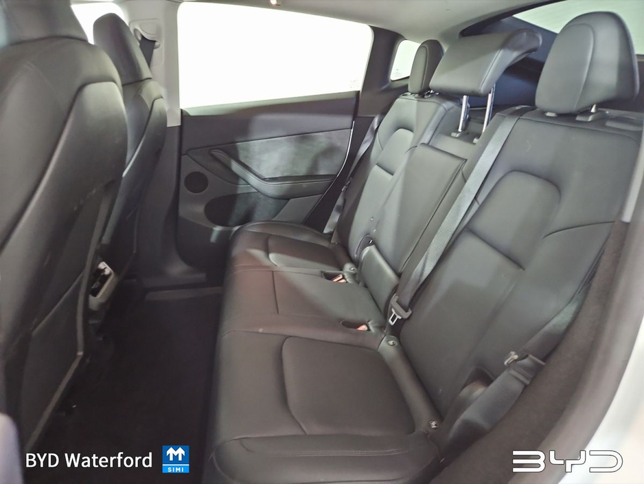 2024 Tesla Model Y - image 7