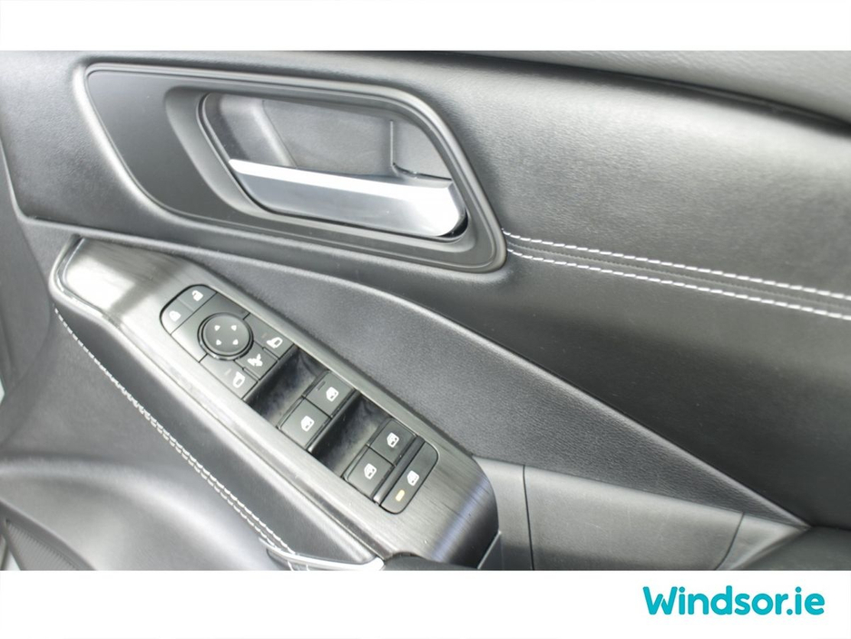 2024 Nissan Qashqai ePOWER SV PREMIUM €39,995