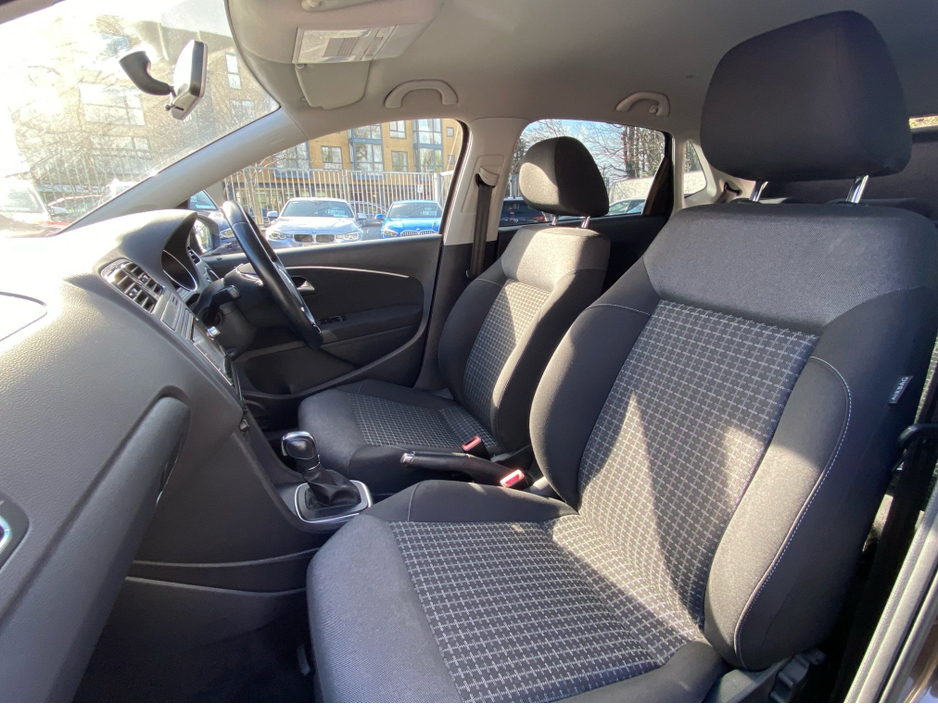 2016 Volkswagen Polo Auto 1.2 Comfortline €11,900