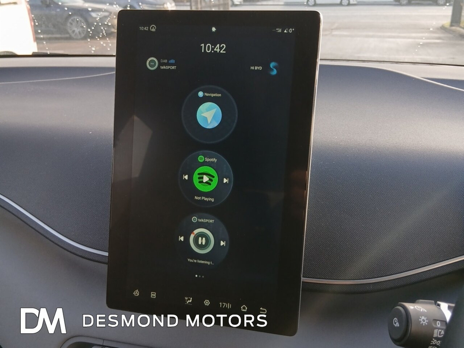 2025 BYD Dolphin - image 12