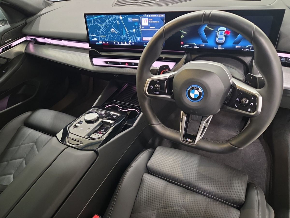 2025 BMW 5 Series 530e M Sport Touring €67,950