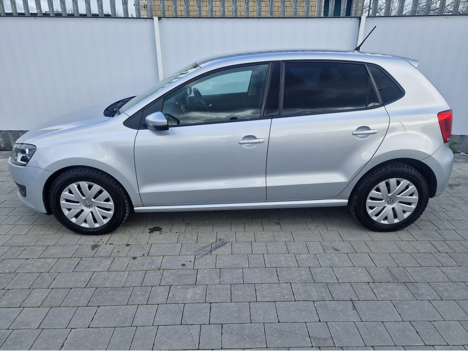 2013 Volkswagen Polo - image 6