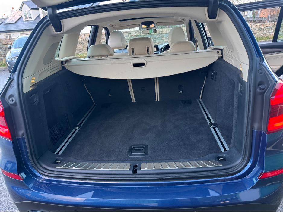 2018 BMW X3 - image 25