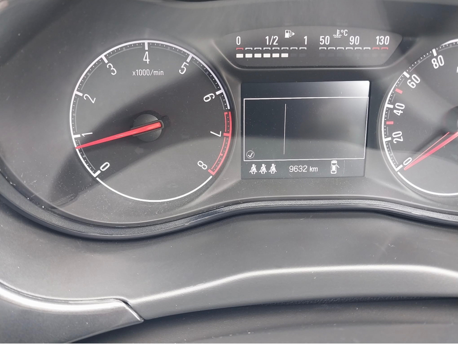 2019 Opel Corsa - image 24