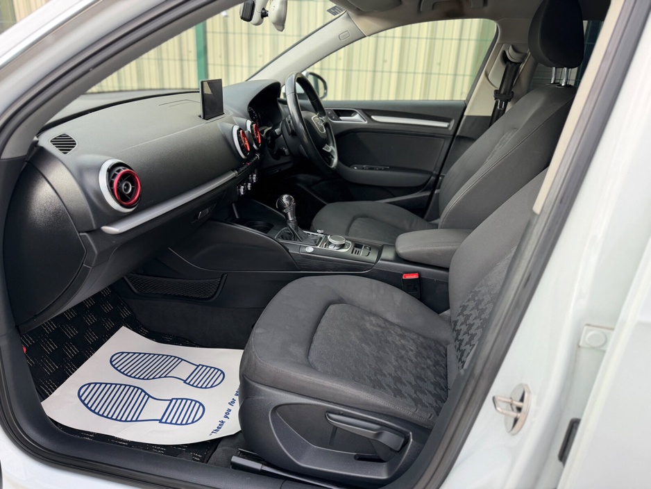 2015 Audi A3 1.4 TFSI S TRONIC €11,950