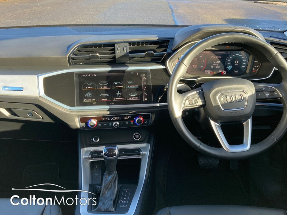 2023 Audi Q3 - image 9