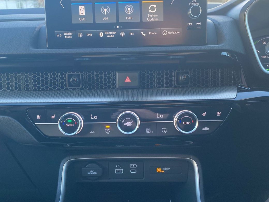 2025 Honda CR-V - image 25